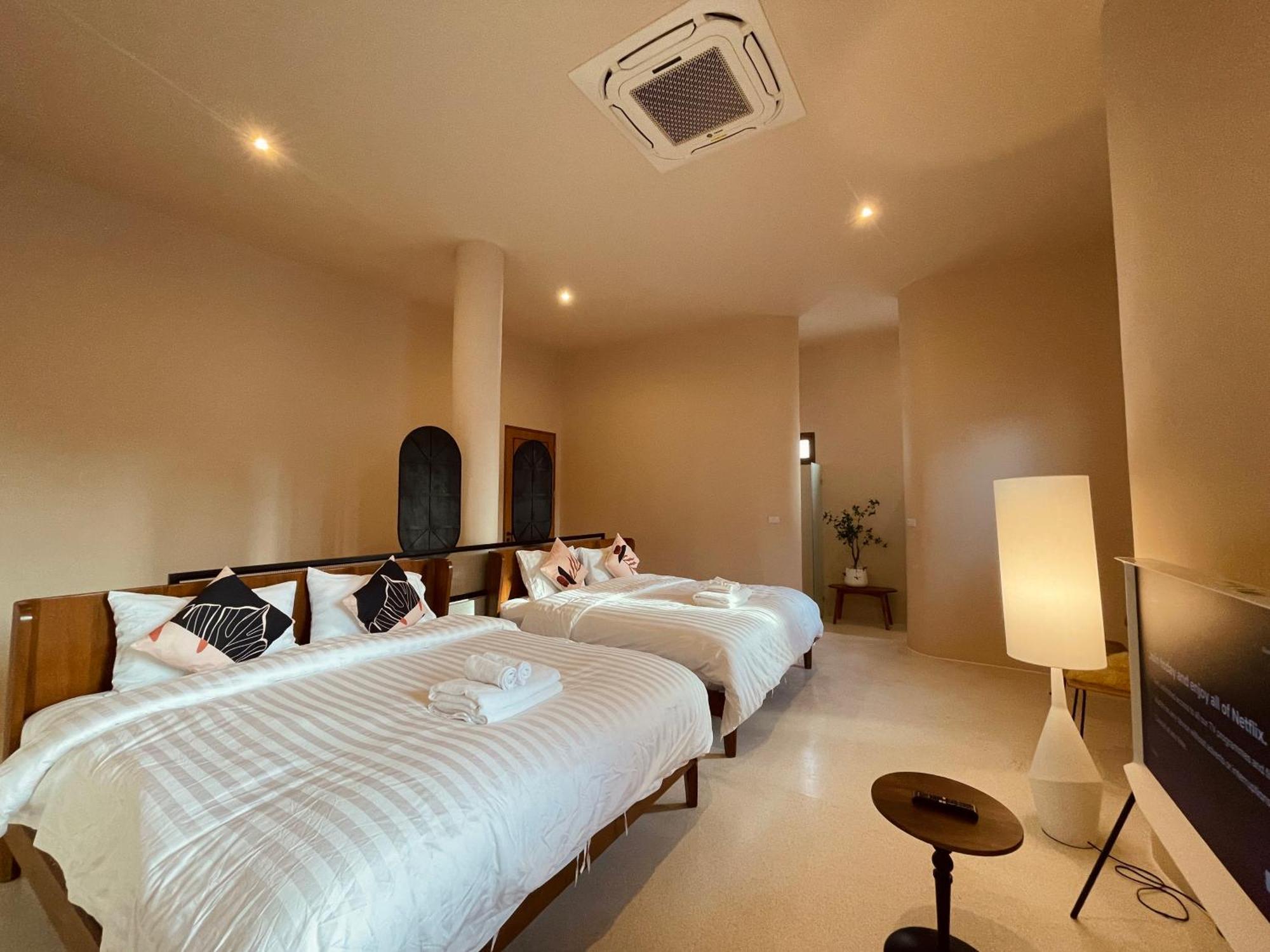 5 Bedrooms Luxury Pool Villa Jomtien Exterior photo